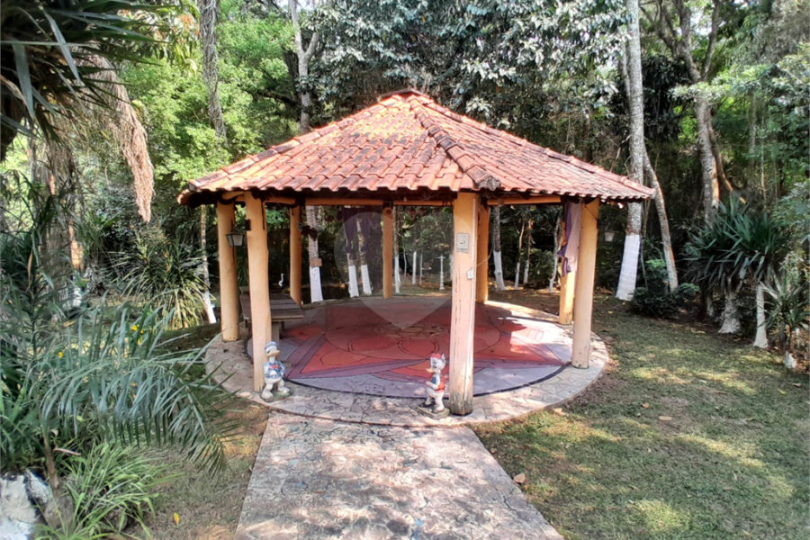 Chácara à venda ou para alugar com 20 quartos, sendo 10 suítes,  em Serra da Cantareira, Mairiporã, SP