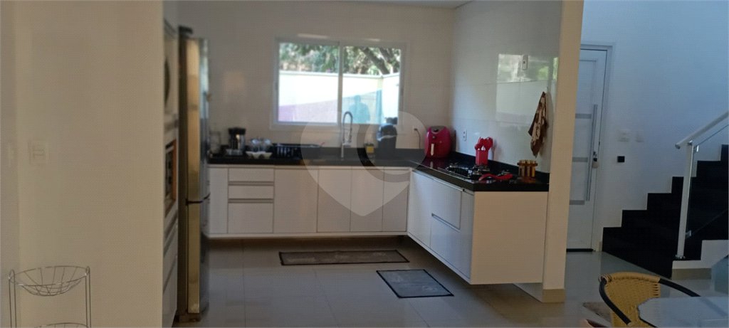 Casa à venda com 3 quartos, sendo 1 suíte, no condomínio Campos do Conde I, Paulínia - SP