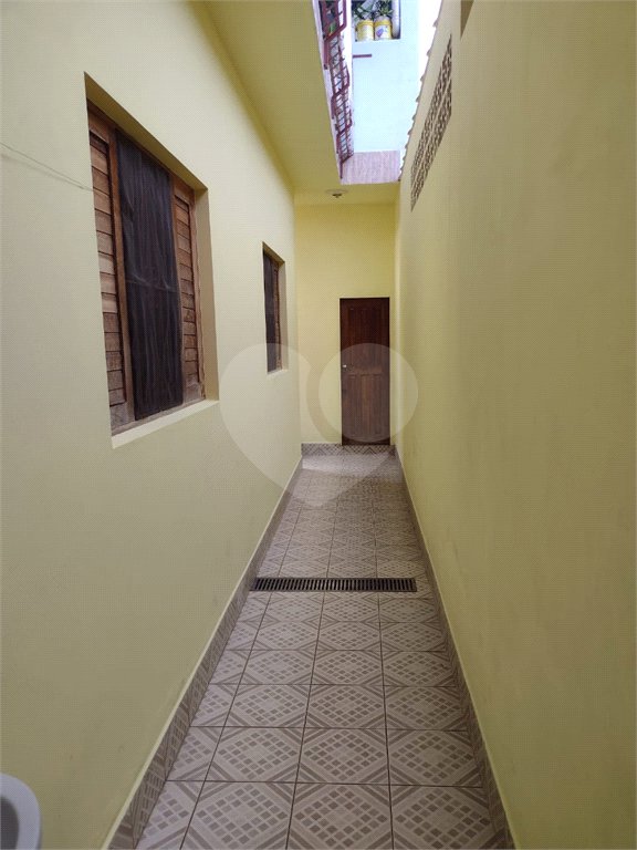 Casa à venda com 4 quartos, sendo 1 suíte,  em Jardim Cacique, Suzano, SP