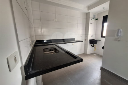 Apartamento à venda com 2 quartos em Vila Mazzei, São Paulo, SP