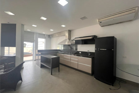 Sobrado à venda com 3 quartos, sendo 1 suíte, em Cidade Parquelandia, Mogi das Cruzes, SP