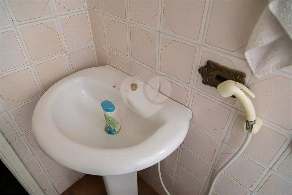 Casa à venda com 6 quartos, sendo 5 suítes,  em Vila do Encontro, São Paulo, SP
