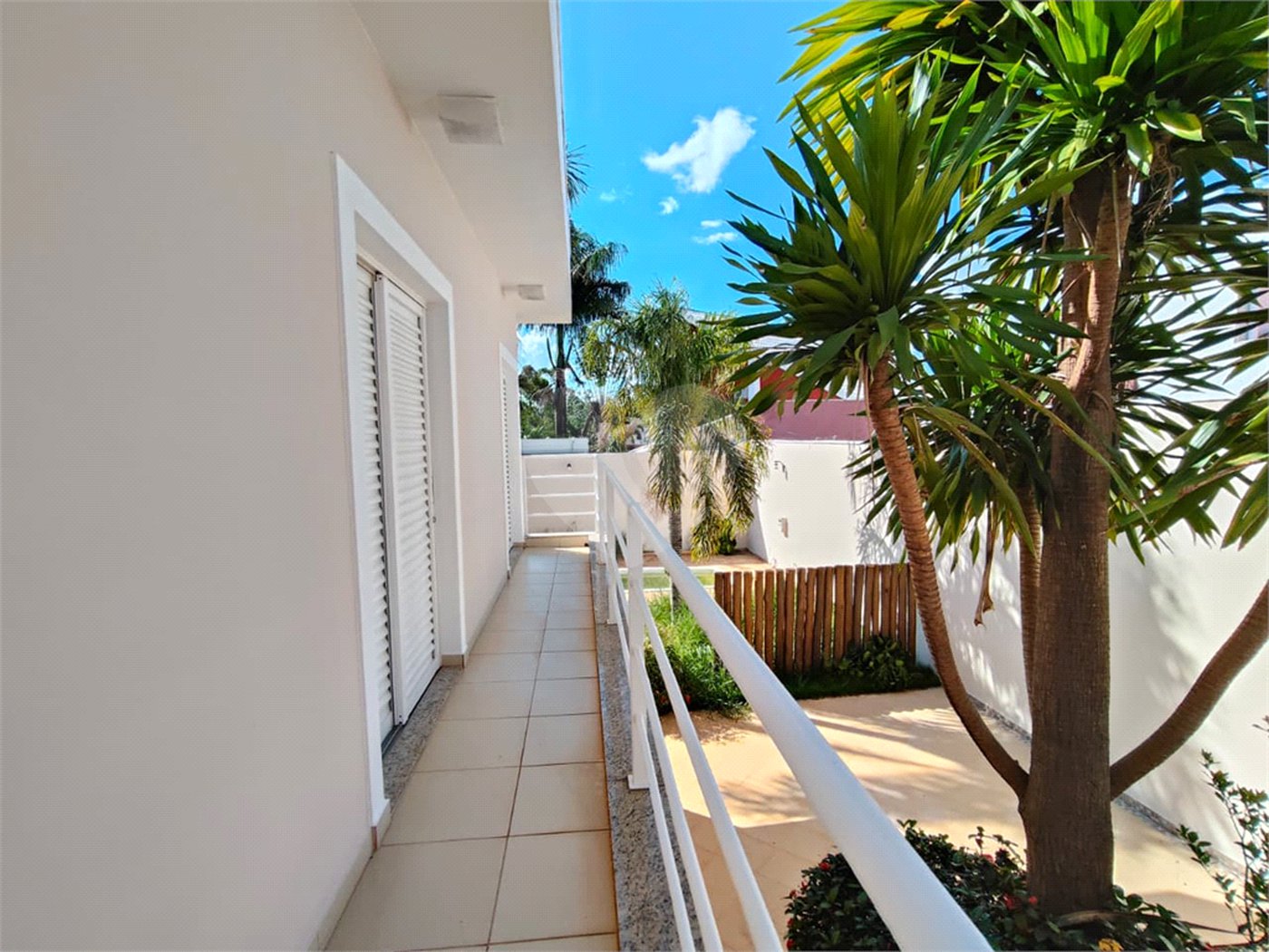 Casa à venda com 5 quartos, sendo 1 suíte,  em Jardim Colombo, Itapetininga, SP