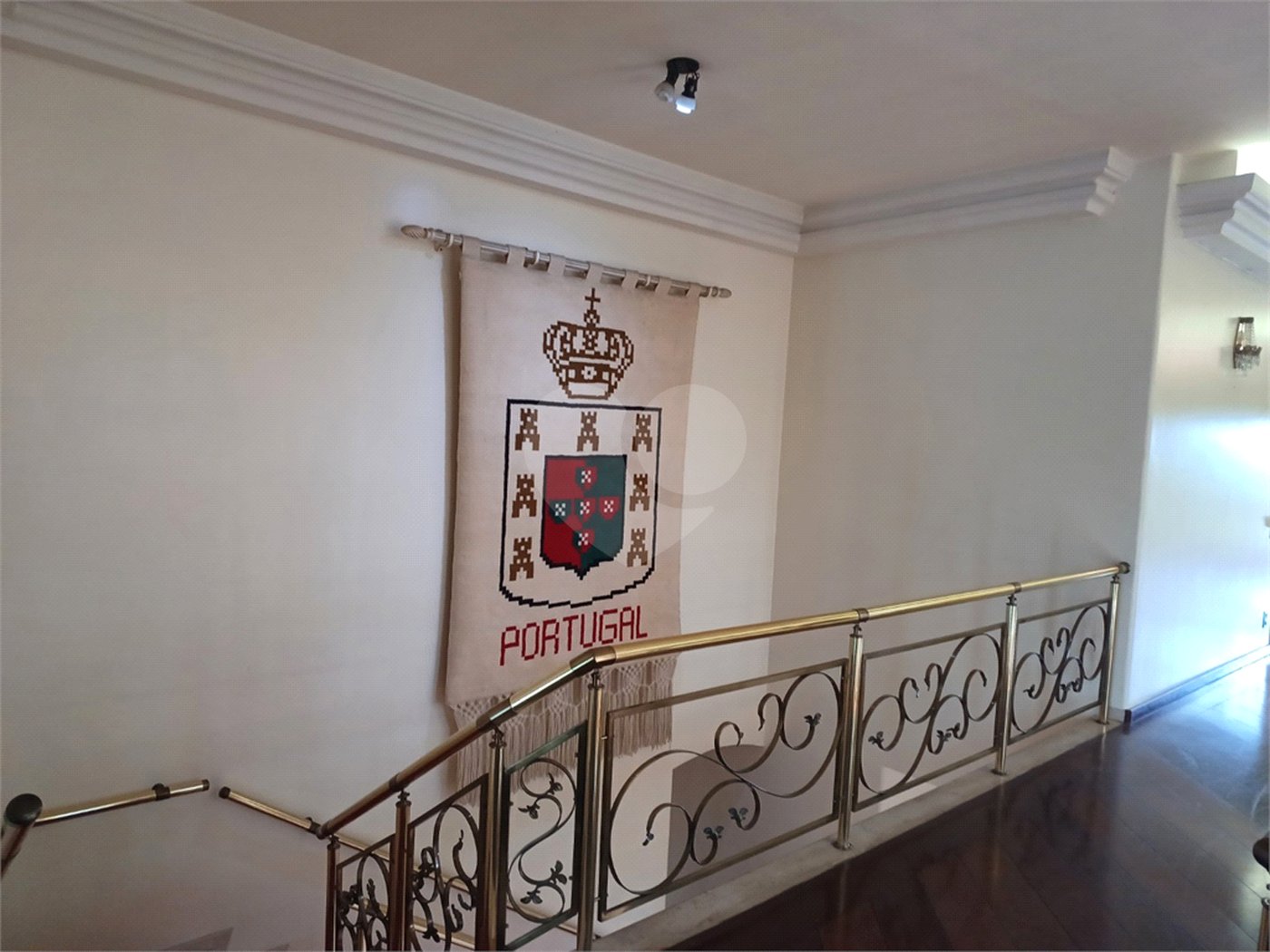 Casa à venda com 6 suítes no condomínio Portal da Raposo, Sorocaba - SP