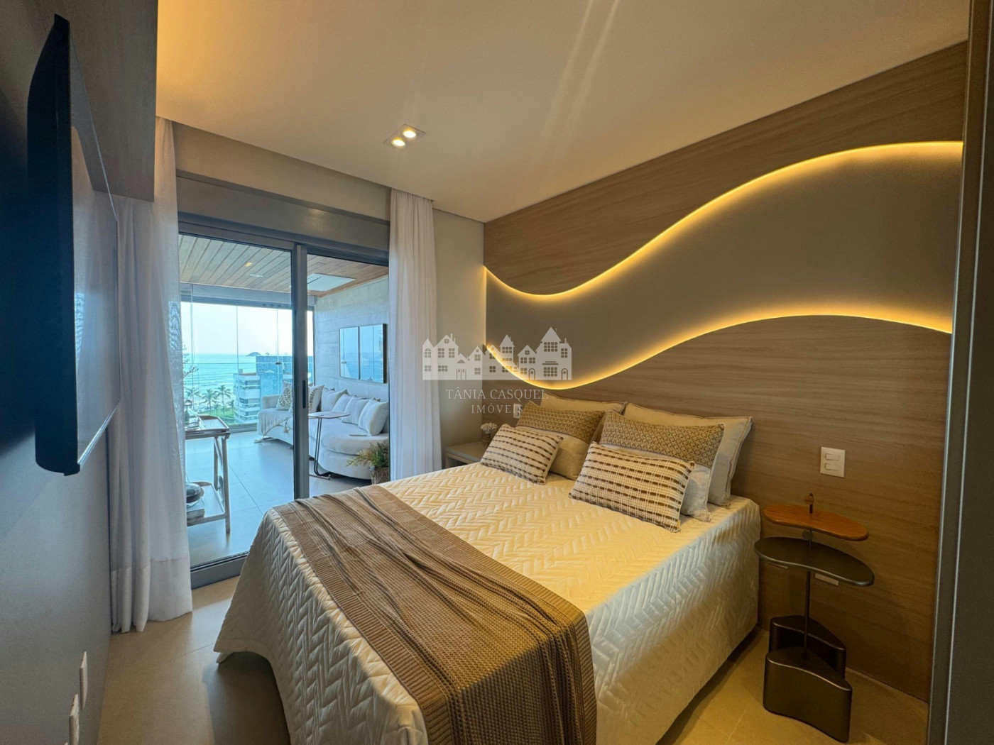 Apartamento à venda com 3 suítes em Riviera, Bertioga, SP