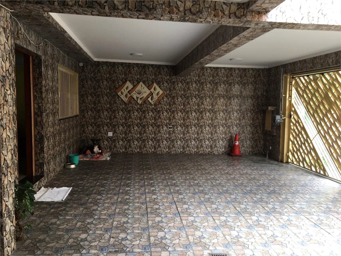 Sobrado à venda com 3 quartos, sendo 1 suíte, em Vila Lageado, São Paulo, SP