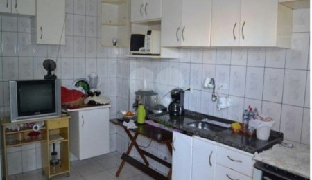 Sobrado à venda com 2 quartos em Vila Nivi, São Paulo, SP