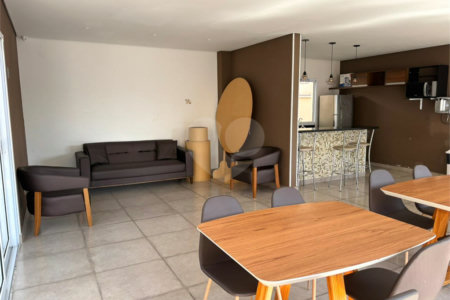 Apartamento à venda com 2 quartos em Jardim Rodrigues Alves, Ferraz de Vasconcelos, SP