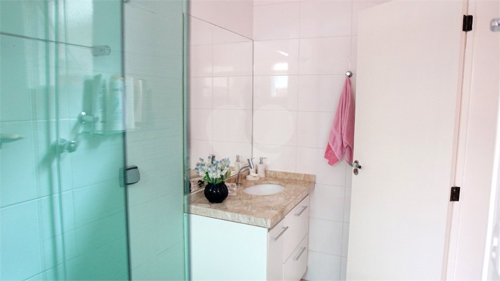 Sobrado à venda com 5 quartos, sendo 3 suítes,  em Santa Teresinha, São Paulo, SP