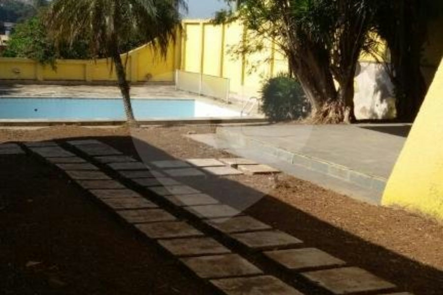Casa à venda com 3 suítes em Vila Albertina, São Paulo, SP