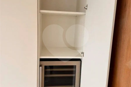 Apartamento para alugar com 4 quartos, sendo 3 suítes, em Pinheiros, São Paulo, SP