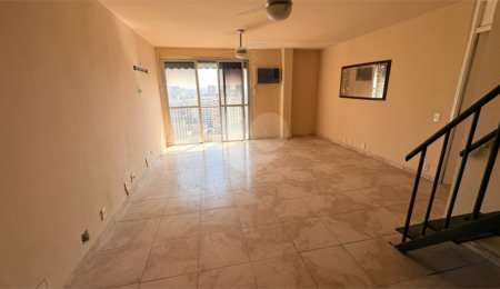 Cobertura à venda com 3 quartos, sendo 1 suíte,  em Rio Comprido, Rio de Janeiro, RJ