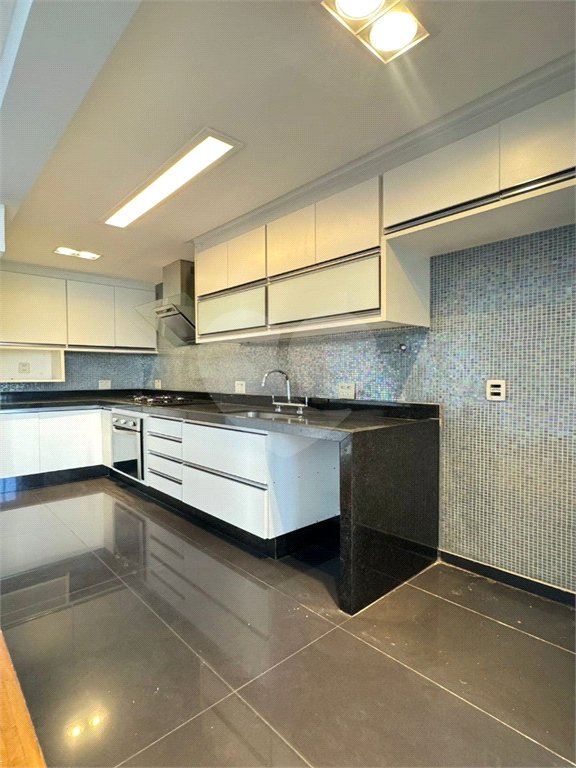 Apartamento à venda com 2 quartos, sendo 1 suíte, em Parque do Morumbi, São Paulo, SP