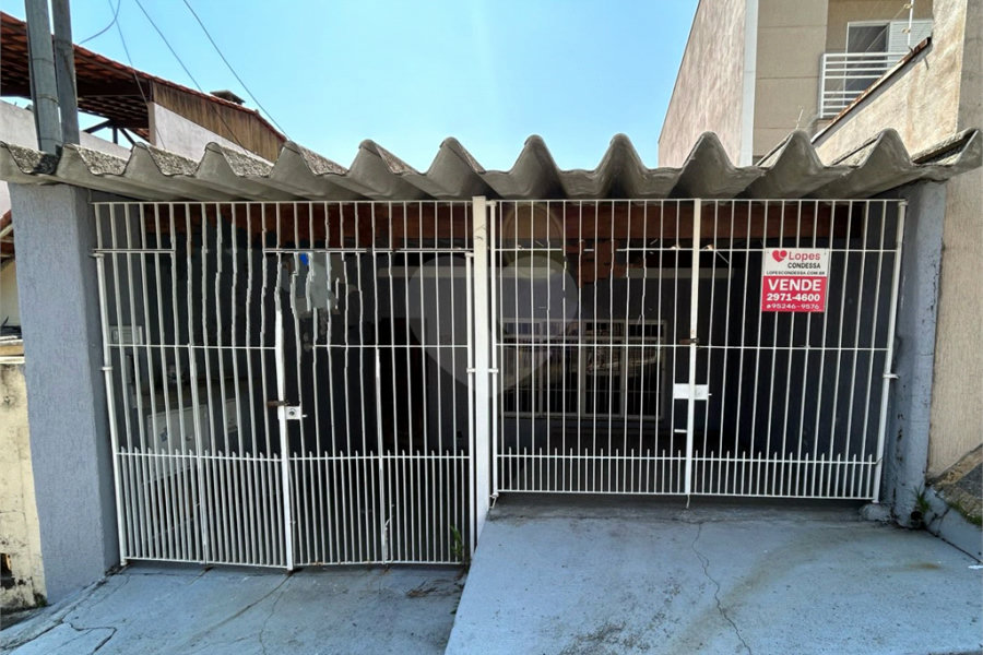 Casa Térrea à venda com 2 quartos, sendo 1 suíte, em Horto, São Paulo, SP
