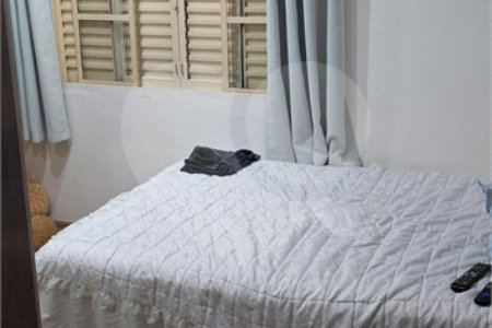 Sobrado à venda com 3 quartos, sendo 2 suítes, em Vila Aparecida, São Paulo, SP