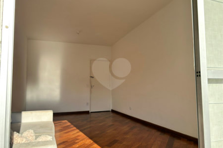 Apartamento à venda com 2 quartos em Vila Gomes, São Paulo, SP