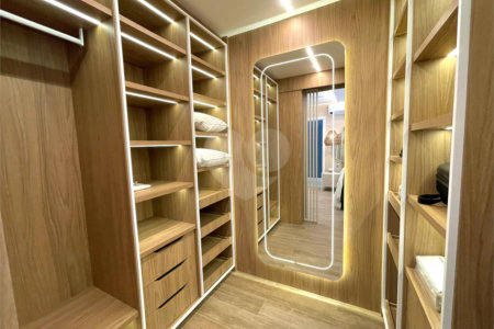 Apartamento à venda com 3 suítes em Jurerê, Florianópolis, SC