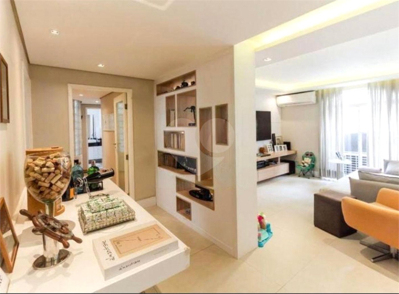 Apartamento à venda com 2 quartos, sendo 1 suíte,  em Jardim Paulista, São Paulo, SP