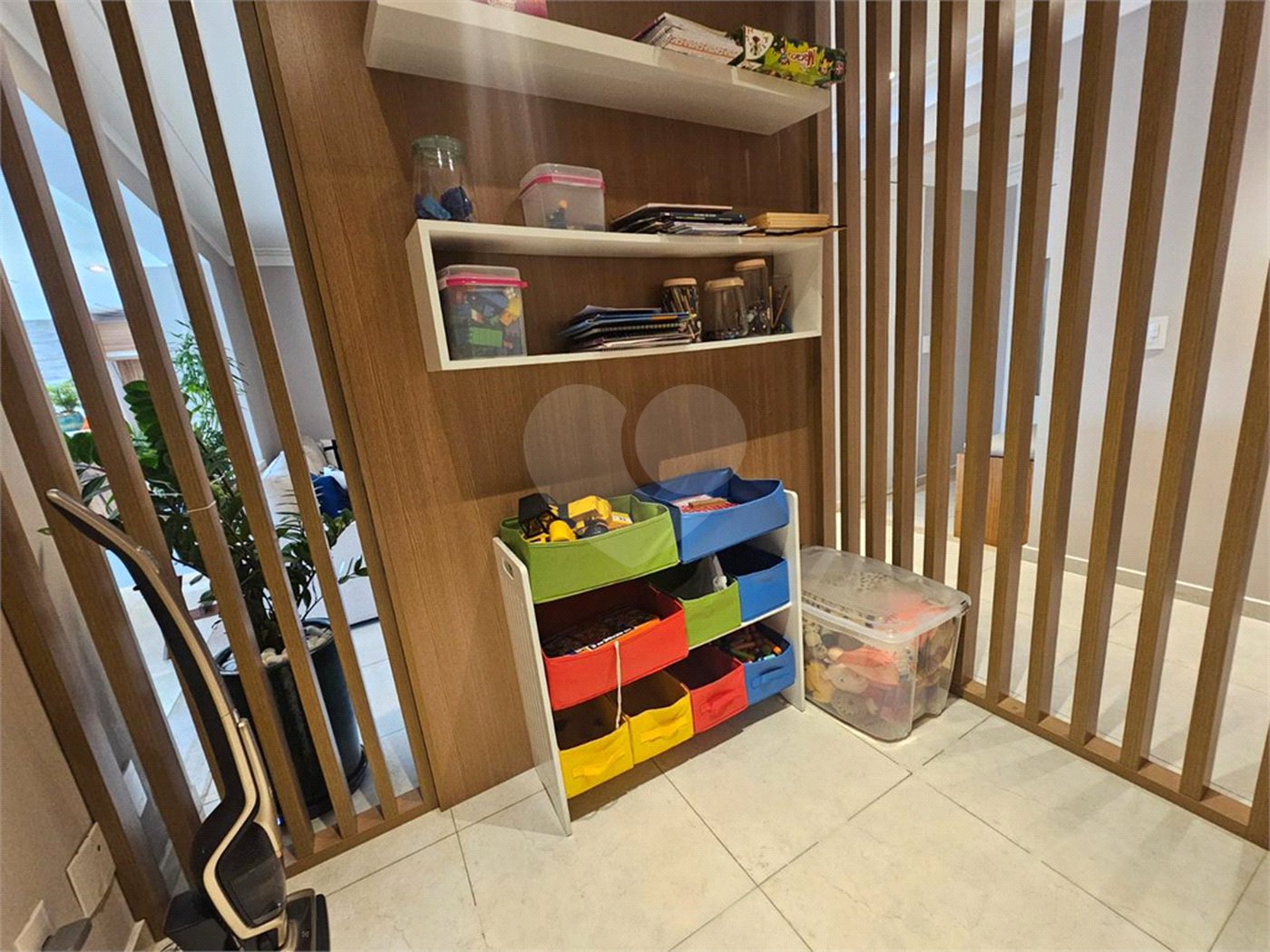 Apartamento à venda com 3 quartos, sendo 1 suíte, em Vila Regente Feijó, São Paulo, SP