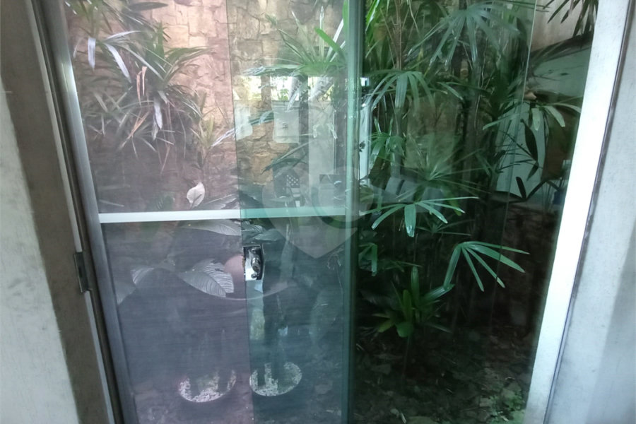 Sobrado à venda com 4 suítes em Tremembé, São Paulo, SP