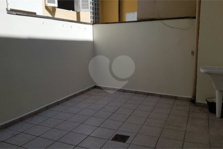 Sobrado à venda ou para alugar com 3 quartos, sendo 1 suíte, em Alto da Boa Vista, São Paulo, SP