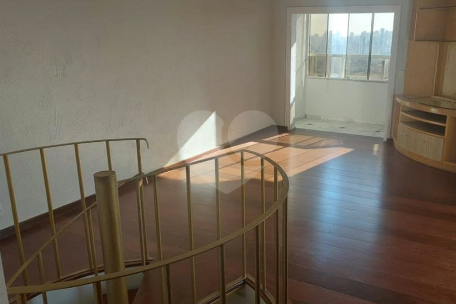 Cobertura à venda com 3 quartos, sendo 1 suíte, em Vila Guilherme, São Paulo, SP