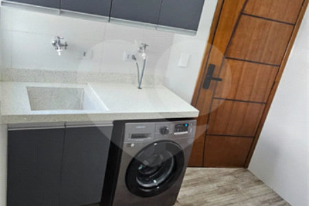 Triplex à venda com 2 quartos, sendo 1 suíte, em Vila Metalúrgica, Santo André, SP