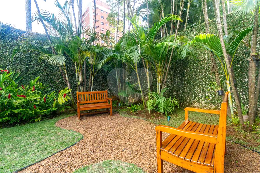 Cobertura à venda com 3 quartos, sendo 1 suíte, em Real Parque, São Paulo, SP