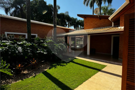 Casa à venda ou para alugar com 4 suítes no condomínio Lago Azul Residencial e Golfe, Araçoiaba da Serra - SP