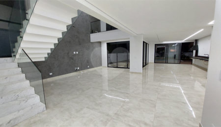 Casa à venda com 4 suítes, no condomínio Figueira Garden, Atibaia - SP