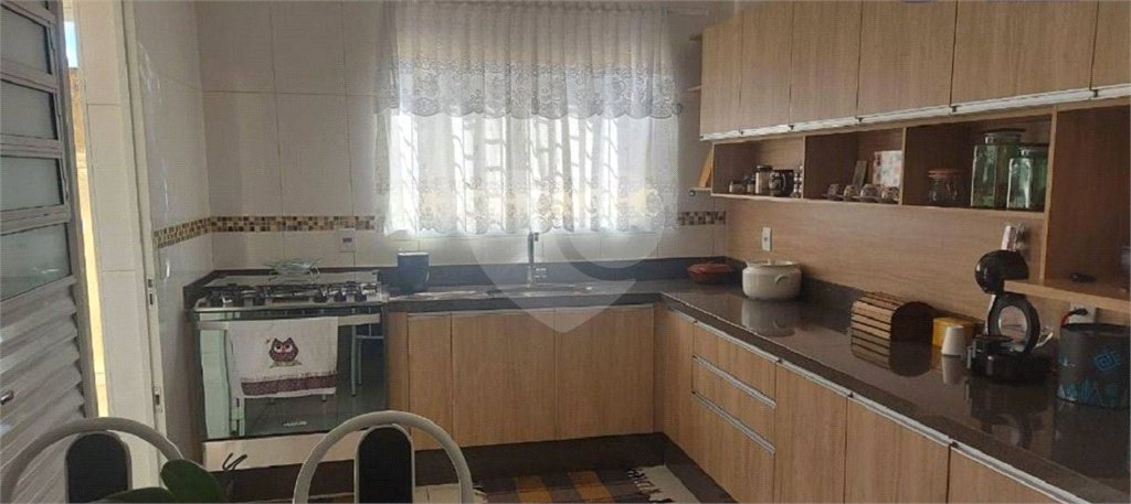 Casa à venda com 5 quartos, sendo 1 suíte, em Jardim Shangri-lá, Atibaia, SP