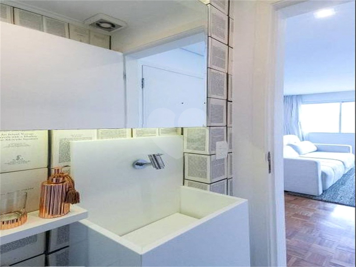 Apartamento à venda com 2 quartos, sendo 1 suíte, em Vila Olímpia, São Paulo, SP