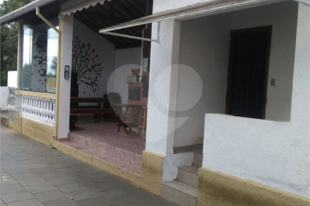Casa à venda com 4 suítes no condomínio Piccolo Paese, Salto - SP