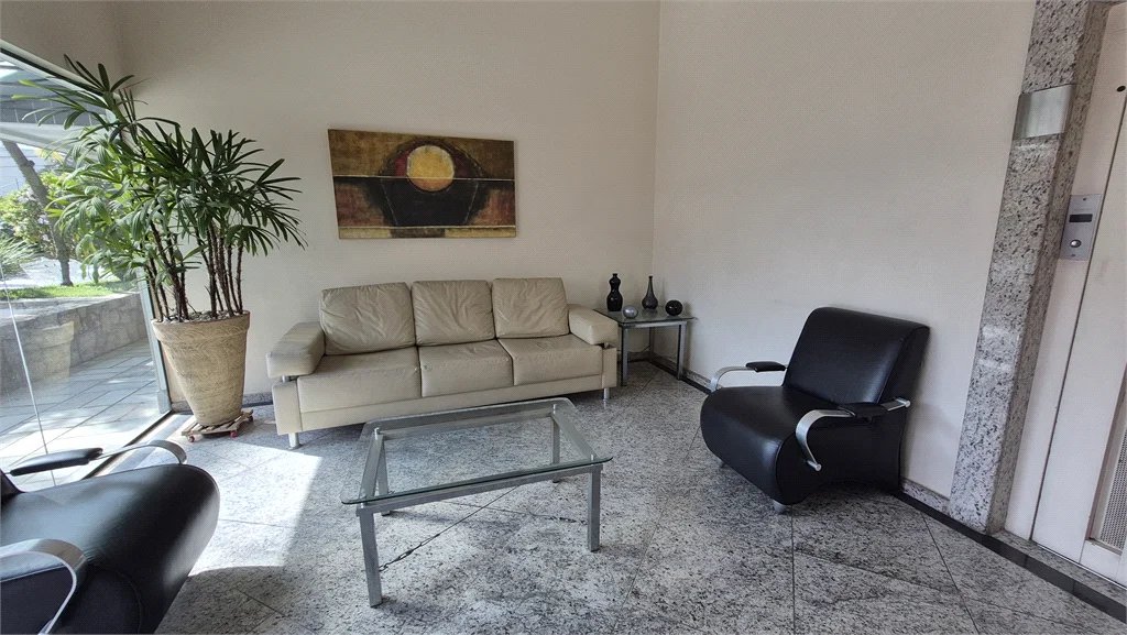 Apartamento à venda ou para alugar com 3 quartos, sendo 2 suítes, em Vila Romana, São Paulo, SP