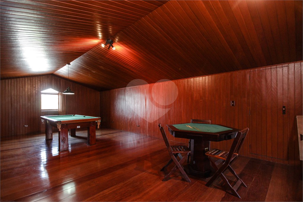 Casa à venda com 4 quartos, sendo 3 suítes, em City América, São Paulo, SP