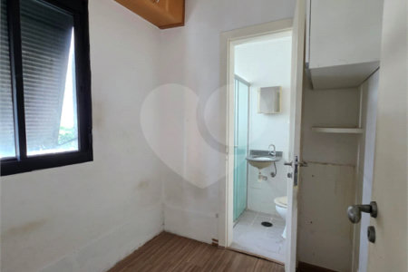 Apartamento à venda com 3 suítes em Vila Uberabinha, São Paulo, SP