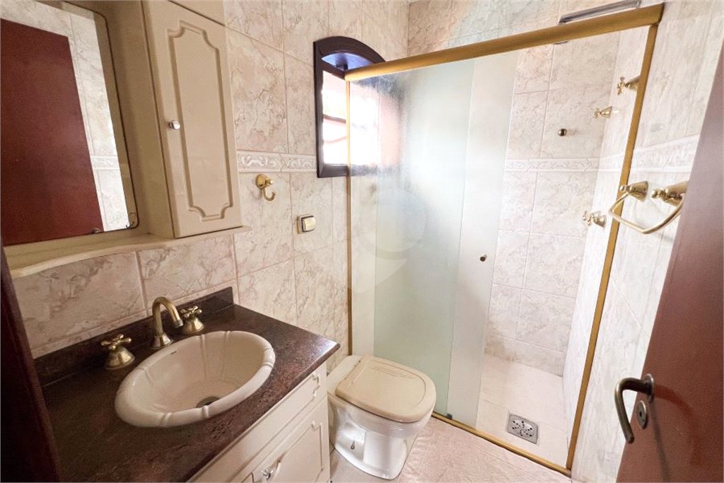 Casa à venda com 4 quartos, sendo 2 suítes,  no condomínio Villaggio Capriccio, Louveira - SP