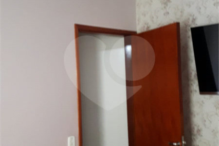 Casa à venda com 3 quartos, sendo 2 suítes,  em Vila Rosália, Guarulhos, SP