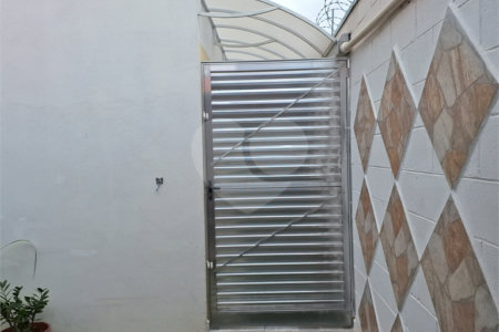 Casa à venda com 2 quartos no condomínio Residencial Cristal Lll, Mogi das Cruzes - SP