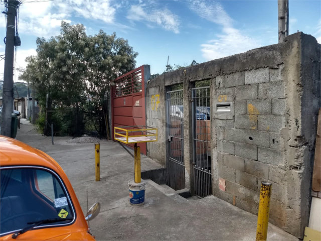 Terreno à venda com 2 quartos, sendo 1 suíte,  em Jaraguá, São Paulo, SP
