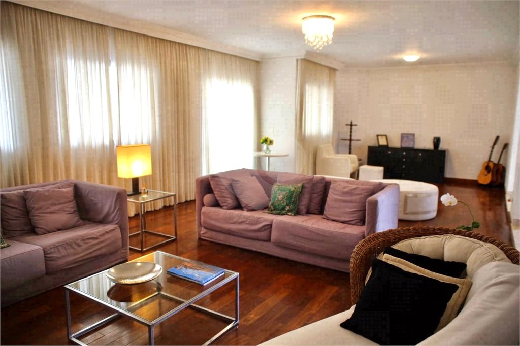 Apartamento à venda com 3 suítes em Tatuapé, São Paulo, SP