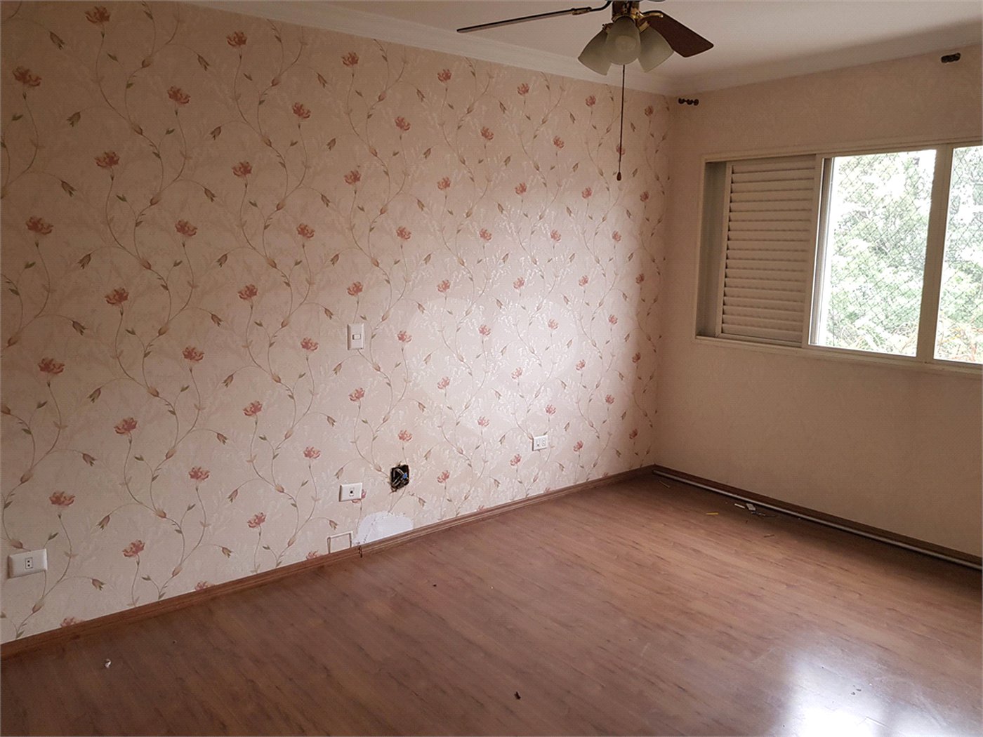 Apartamento à venda com 4 quartos, sendo 1 suíte, em Morumbi, São Paulo, SP