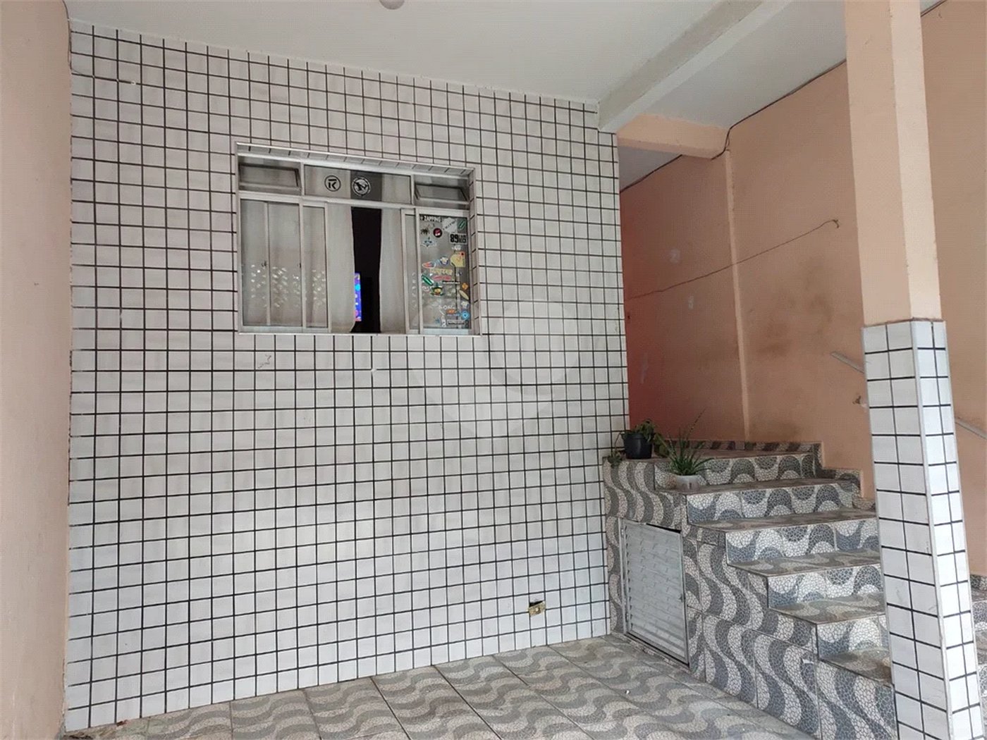 Sobrado à venda com 3 quartos em Horto, São Paulo, SP