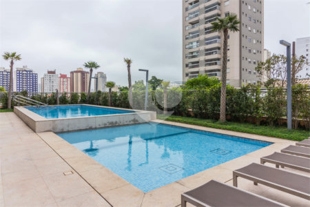 Apartamento à venda com 4 quartos, sendo 3 suítes, em Vila Gumercindo, São Paulo, SP