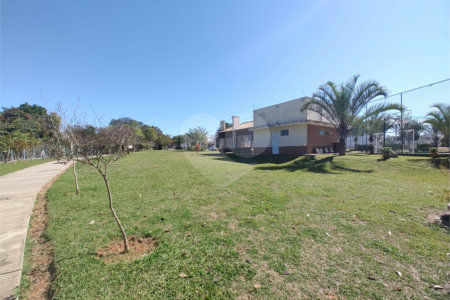 Casa à venda com 3 quartos, sendo 1 suíte, no condomínio Terras de São Francisco, Sorocaba - SP