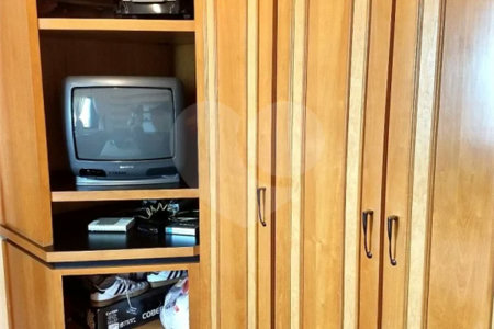 Triplex à venda com 4 suítes em Vila Paulicéia, São Paulo, SP