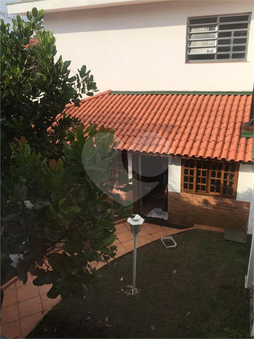 Sobrado à venda no Planalto Paulista c/330m2 - 3 Quartos/1 Suite/ 4 Vagas na garagem - Metrô S.Judas