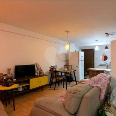 Studio à venda com 49m², 1 quarto e sem vaga