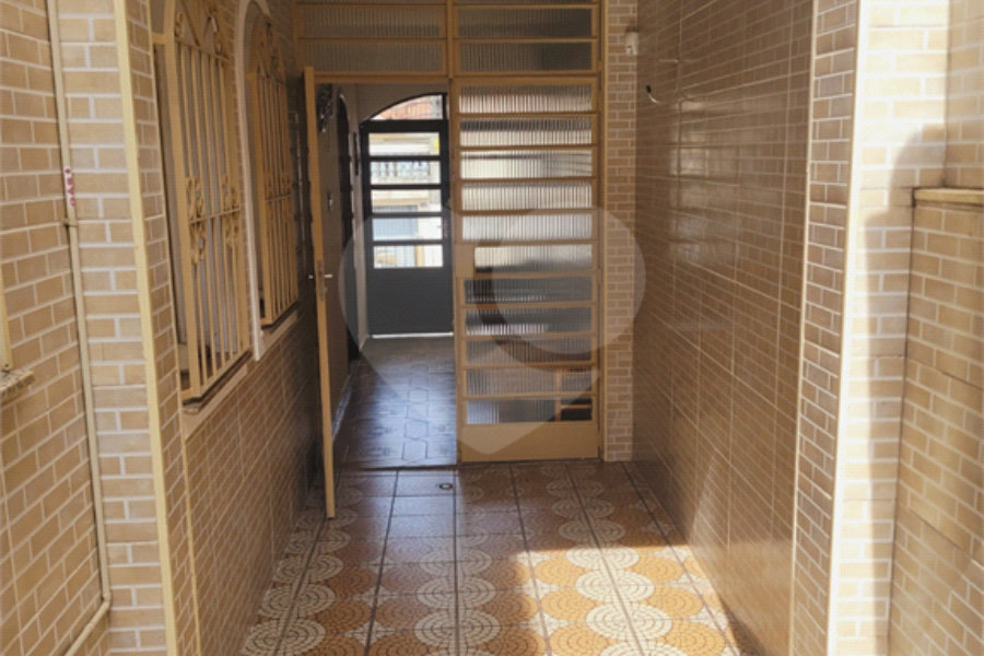 Sobrado à venda ou para alugar com 4 quartos, sendo 1 suíte, em Vila Gustavo, São Paulo, SP