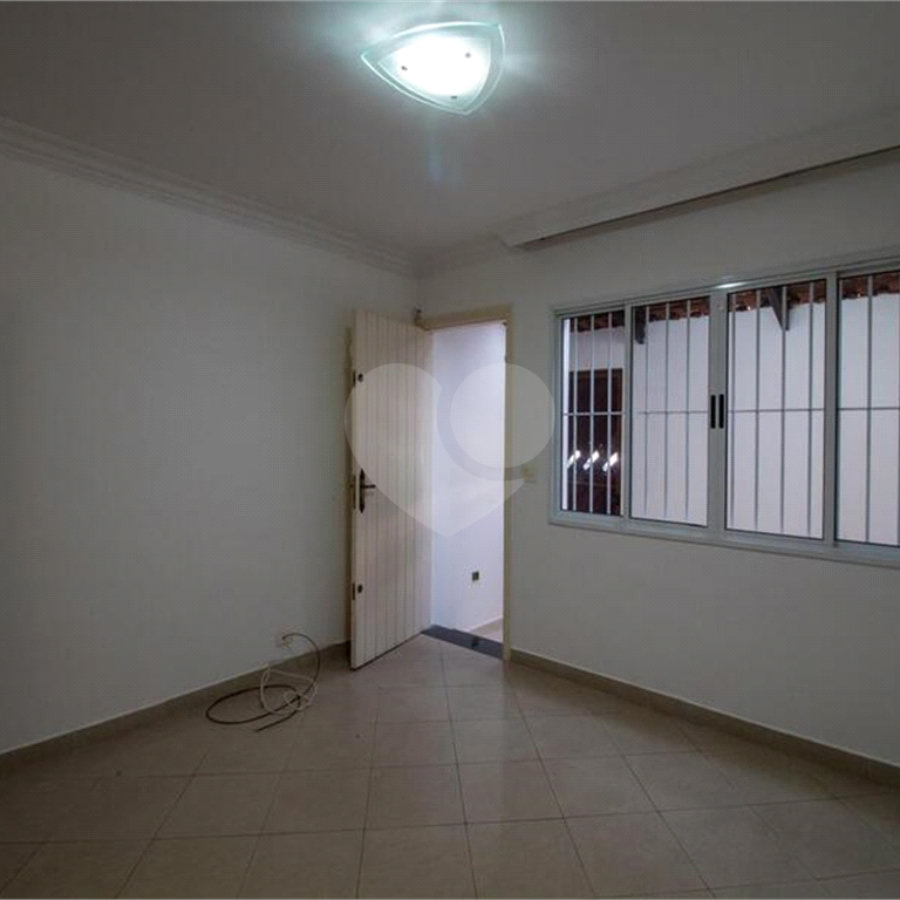 Casa à venda com 3 quartos, sendo 1 suíte, em Jardim Ester, São Paulo, SP